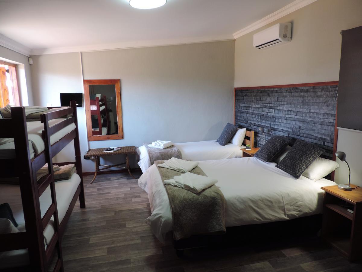 Teri-Lemveli Lodge Beaufort West Kültér fotó